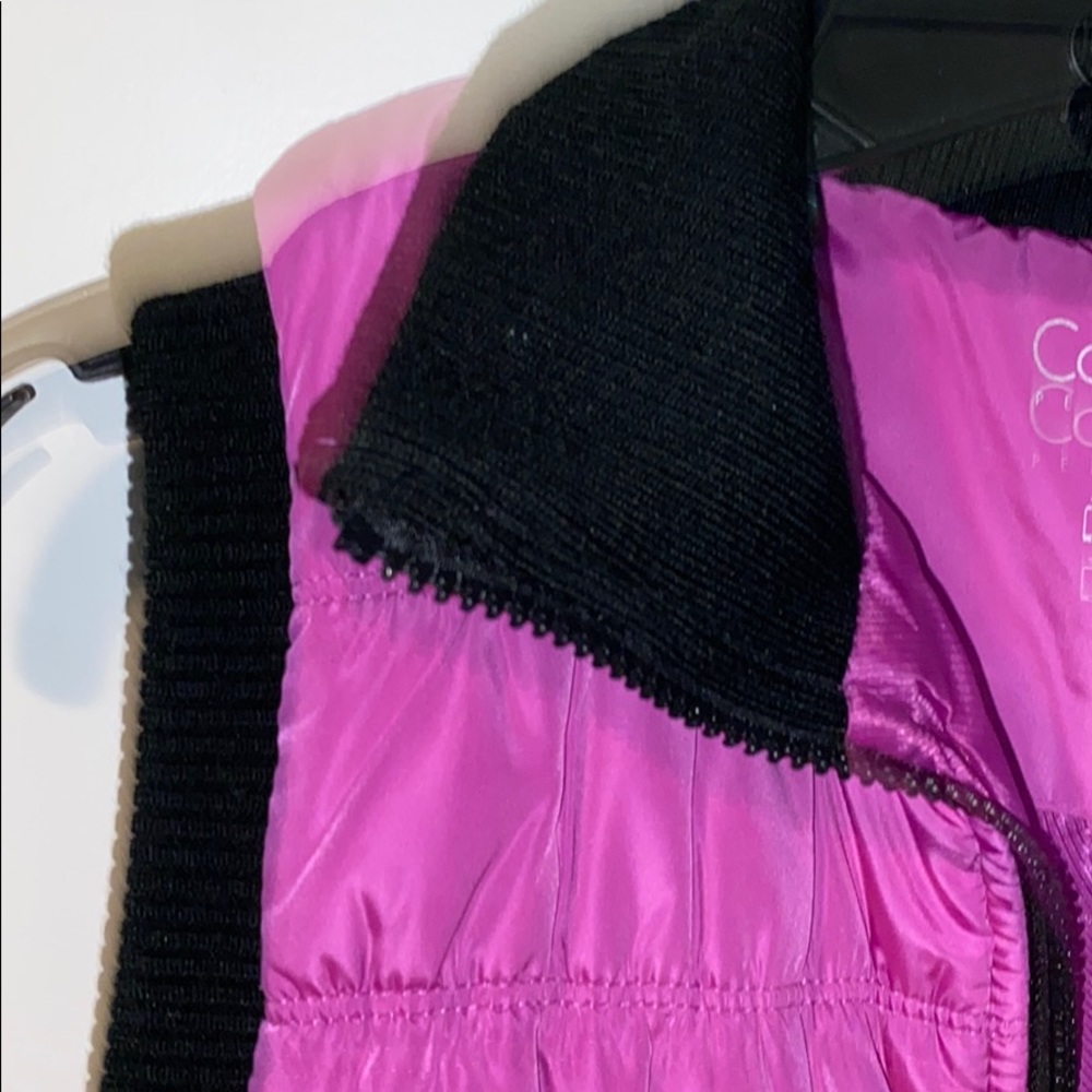 NWOT Calvin Klein Performance Magenta Vest - Picture 4 of 9